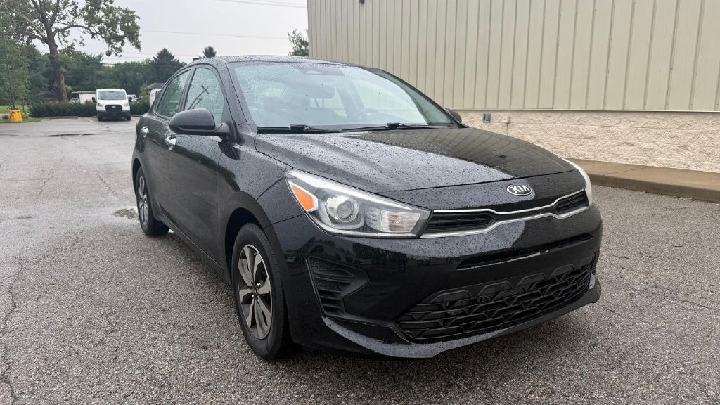 Photo 4 of this KIA RIO