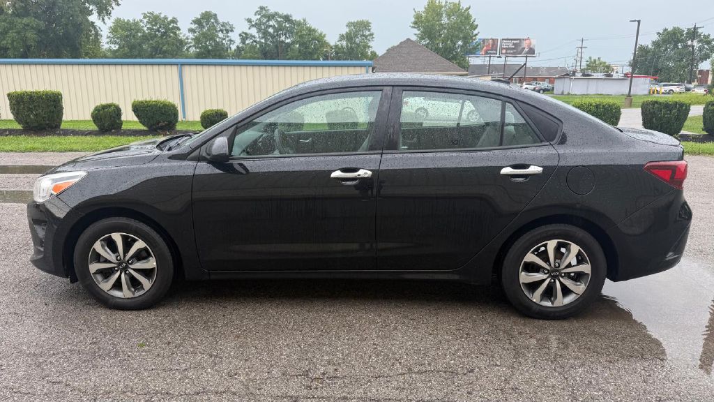 Photo 5 of this KIA RIO