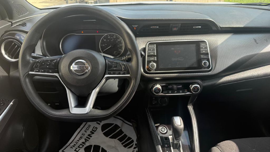 Photo 12 of this NISSAN KICKS