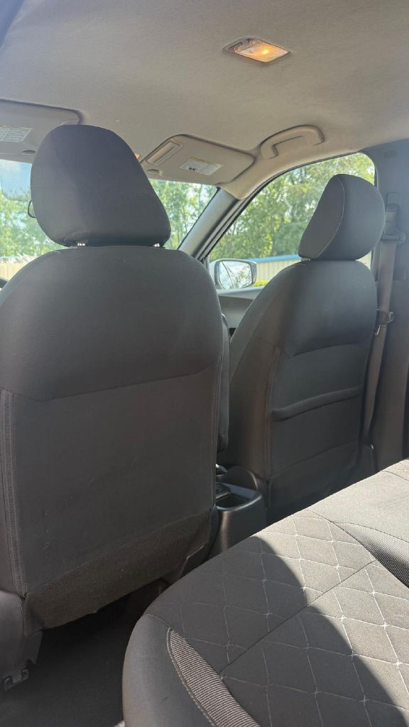 Photo 13 of this NISSAN KICKS