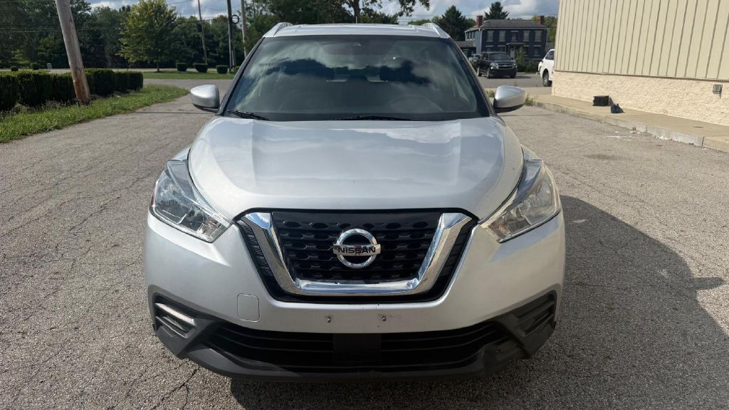 Photo 2 of this NISSAN KICKS