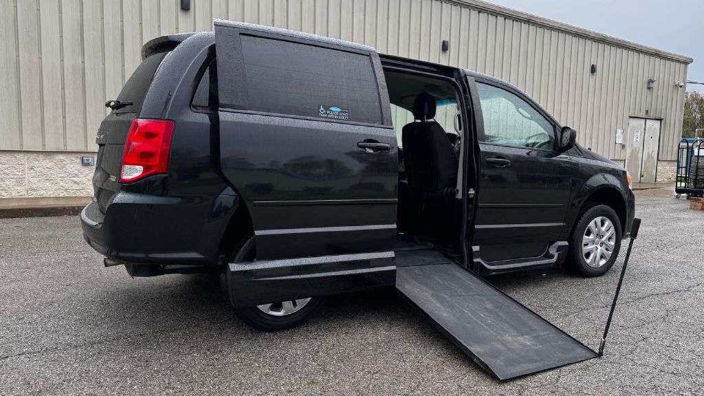 2017 DODGE GRAND CARAVAN
