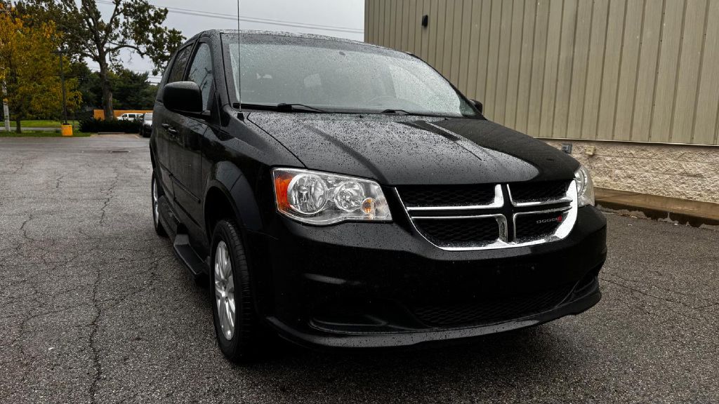 Photo 7 of this DODGE GRAND CARAVAN