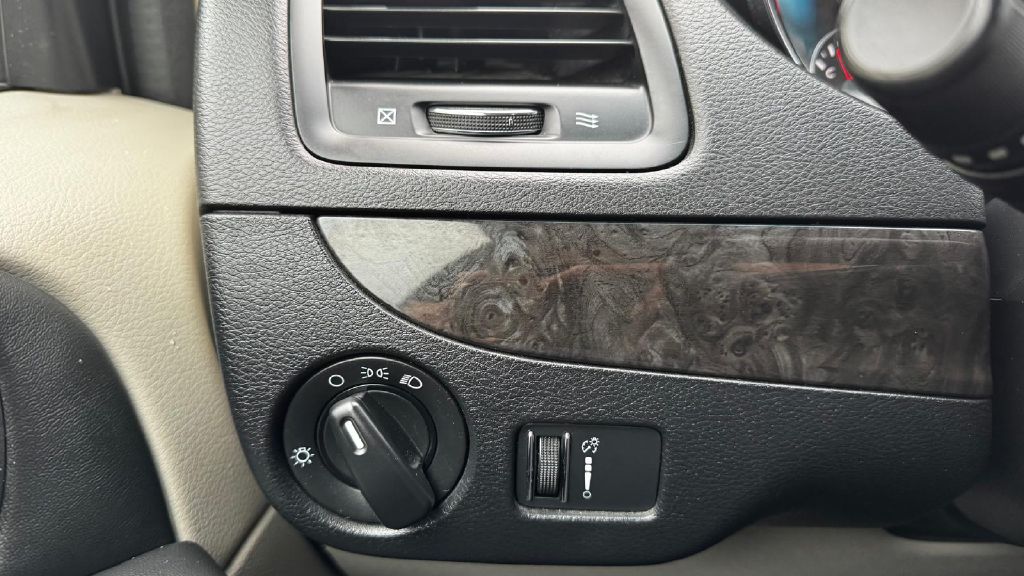 Photo 19 of this DODGE GRAND CARAVAN
