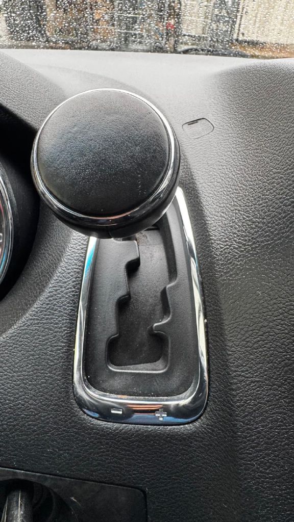 Photo 20 of this DODGE GRAND CARAVAN