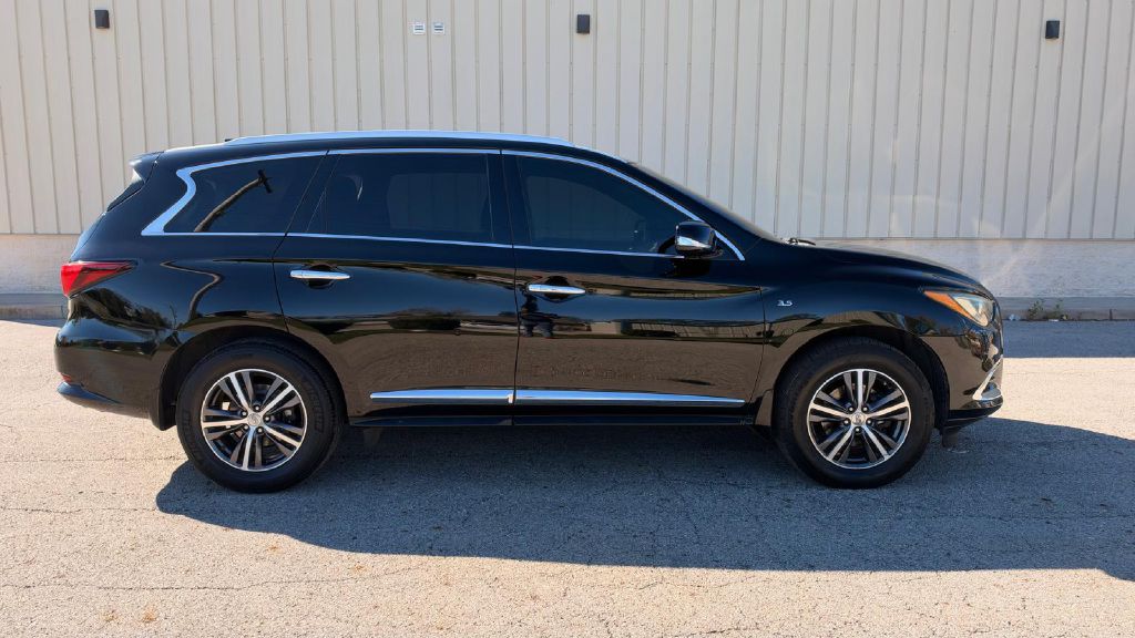 Photo 6 of this INFINITI QX60
