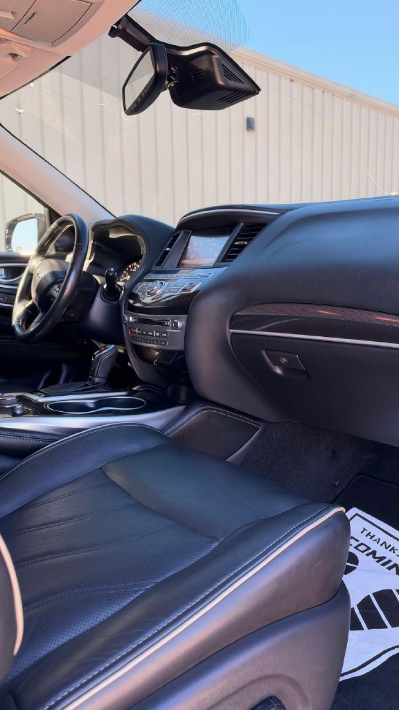 Photo 15 of this INFINITI QX60