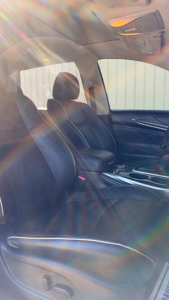 Photo 16 of this INFINITI QX60