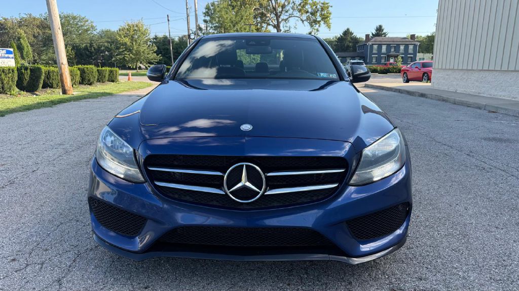 Photo 7 of this MERCEDES-BENZ C-CLASS