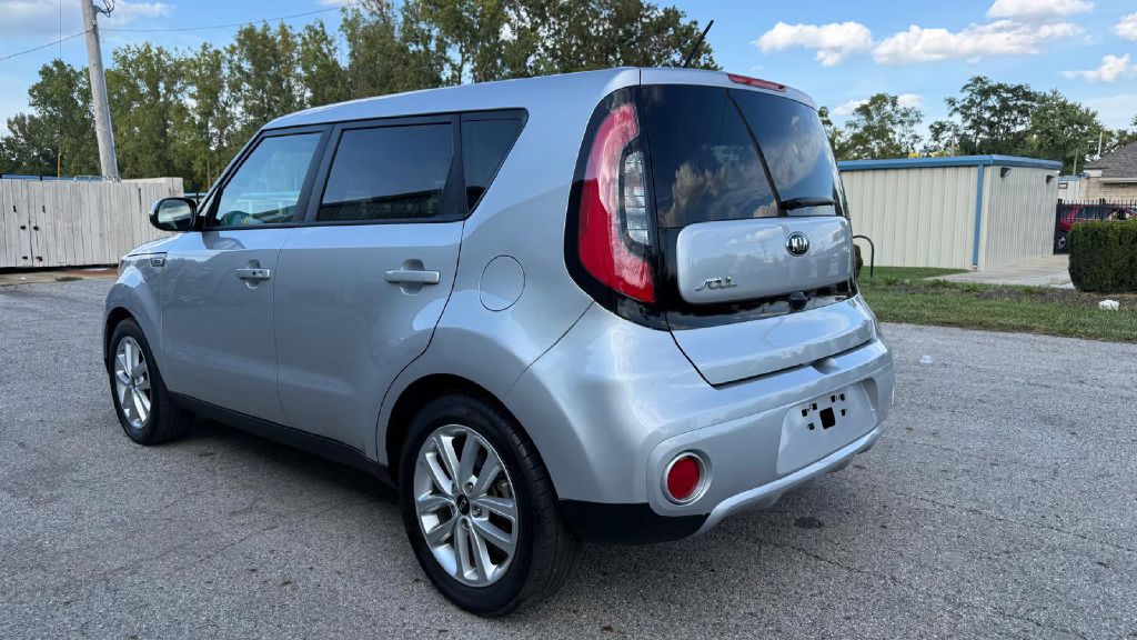 Photo 5 of this KIA SOUL