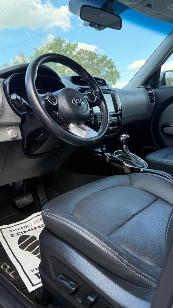 Photo 10 of this KIA SOUL
