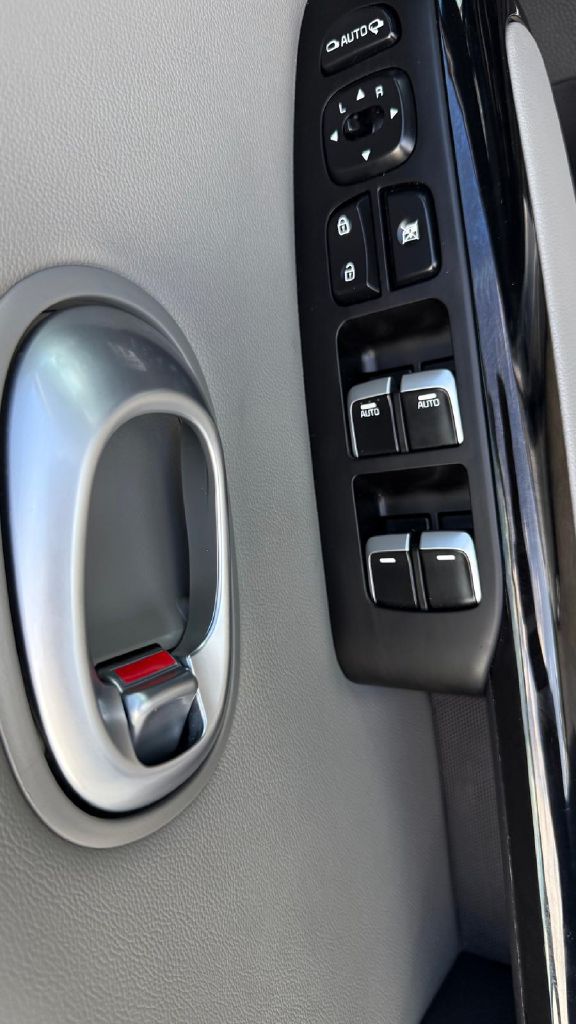 Photo 12 of this KIA SOUL