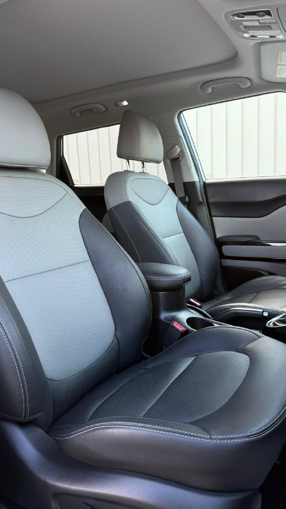Photo 18 of this KIA SOUL