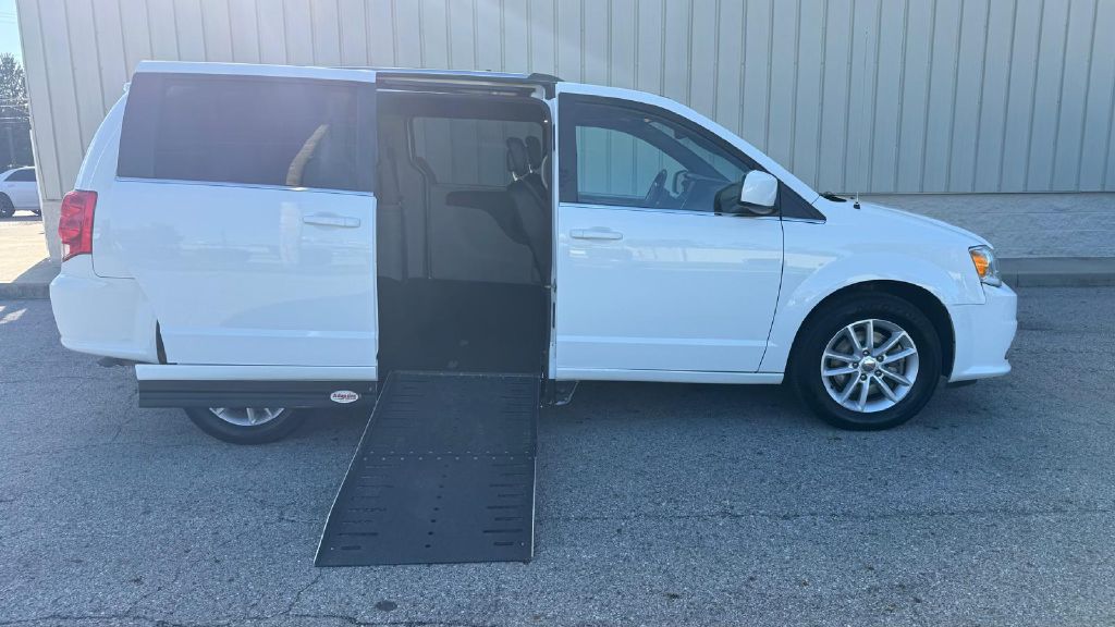 2018 DODGE GRAND CARAVAN