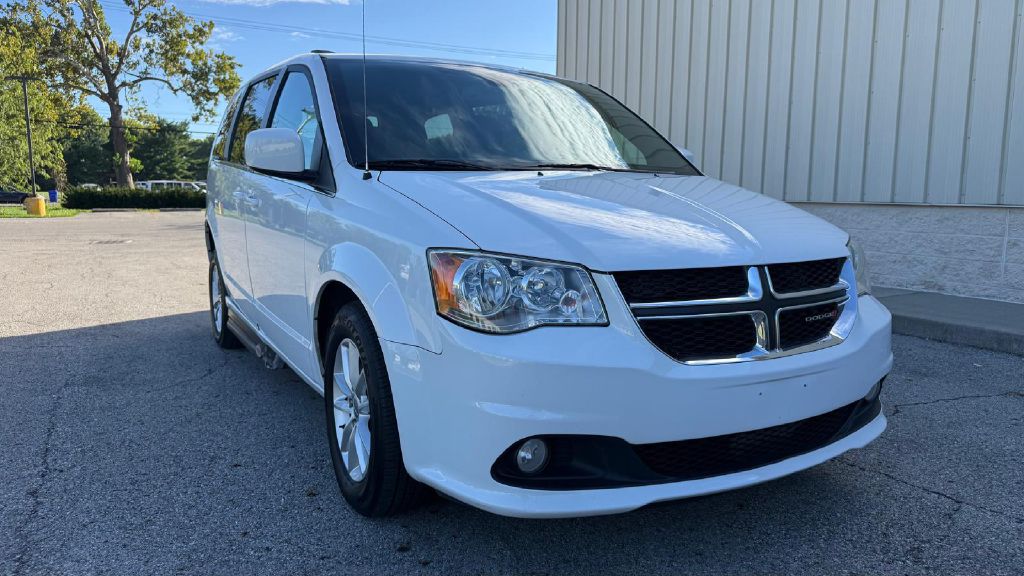 Photo 7 of this DODGE GRAND CARAVAN