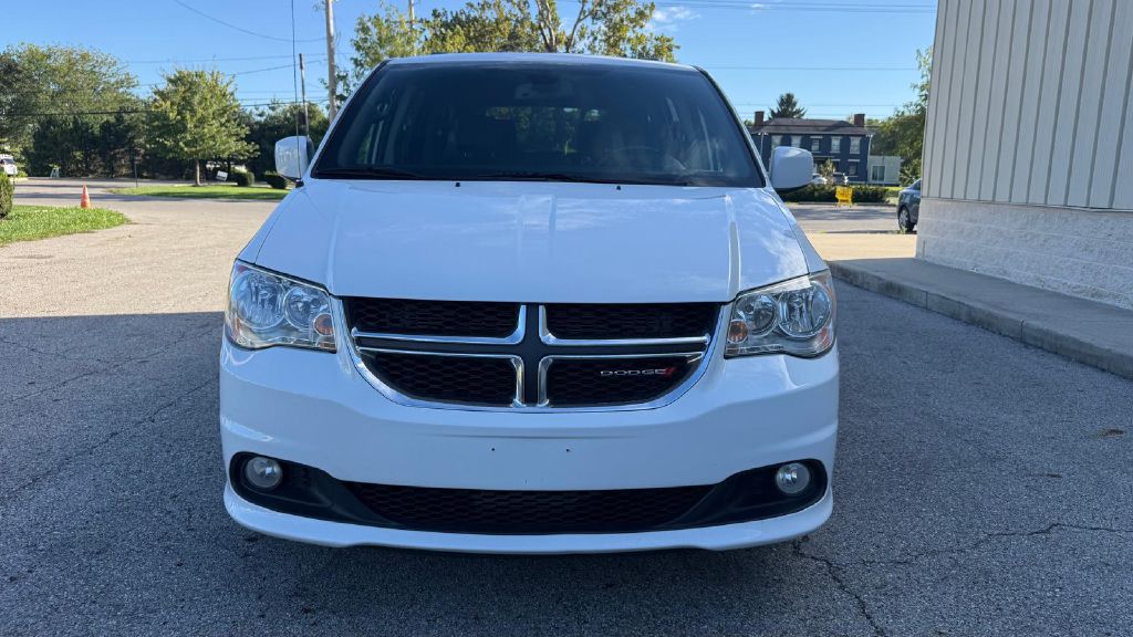 Photo 27 of this DODGE GRAND CARAVAN