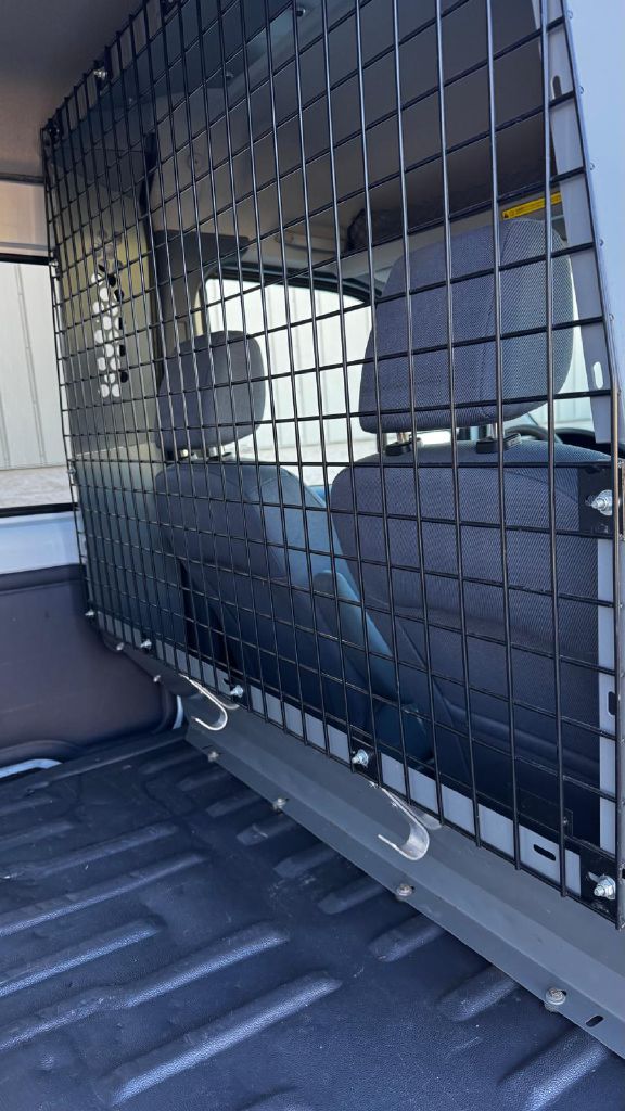 Photo 13 of this FORD TRANSIT CONNECT