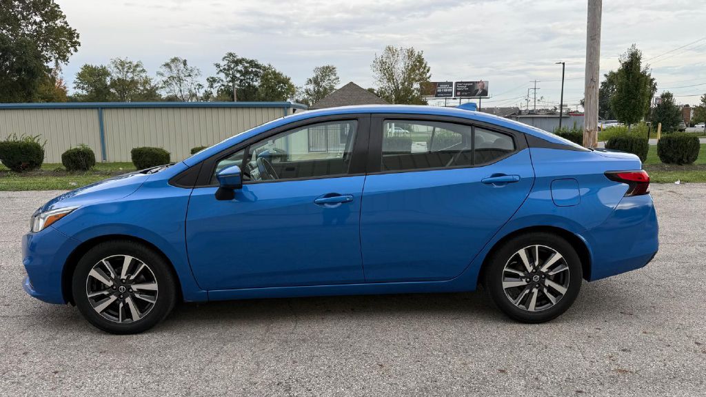 Photo 2 of this NISSAN VERSA