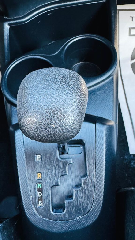 Photo 22 of this TOYOTA PRIUS C