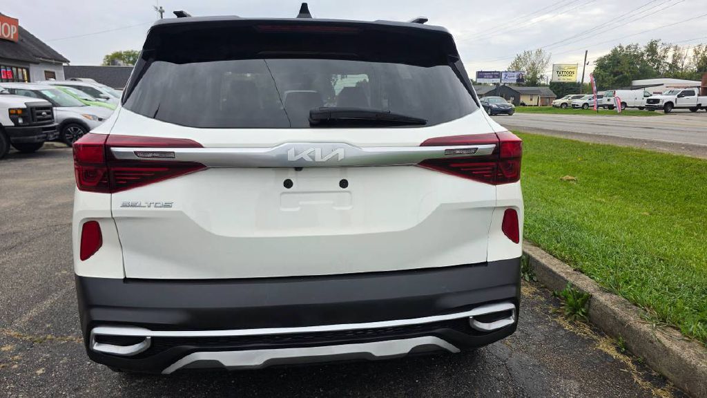 Photo 5 of this KIA SELTOS