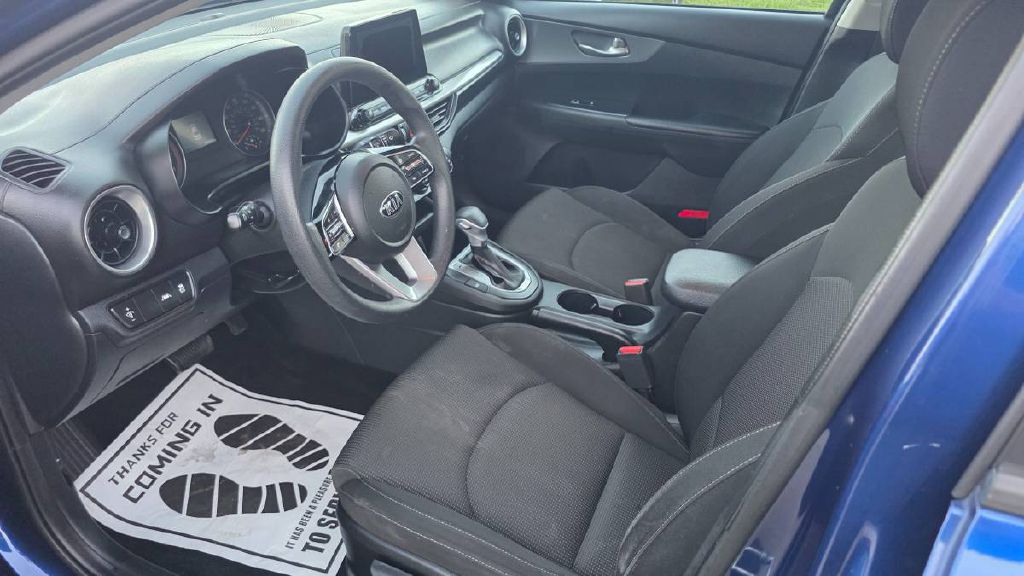 Photo 9 of this KIA FORTE