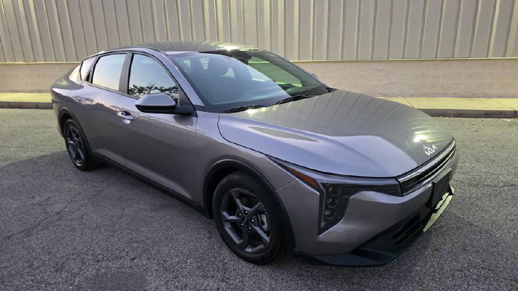 Photo 8 of this KIA K4