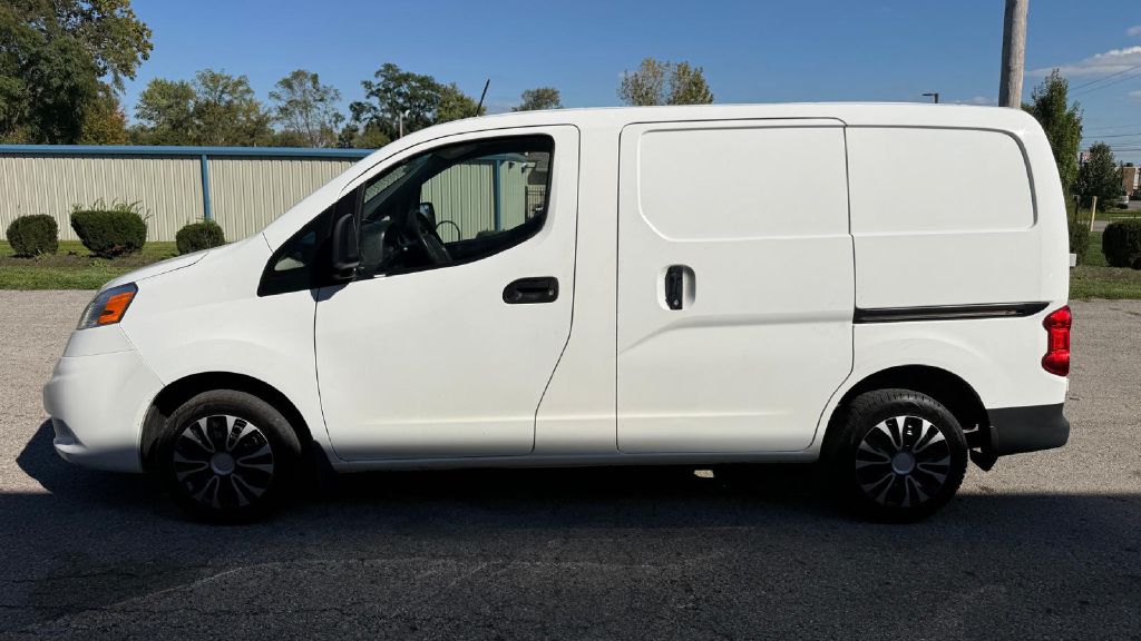 Photo 7 of this NISSAN NV200