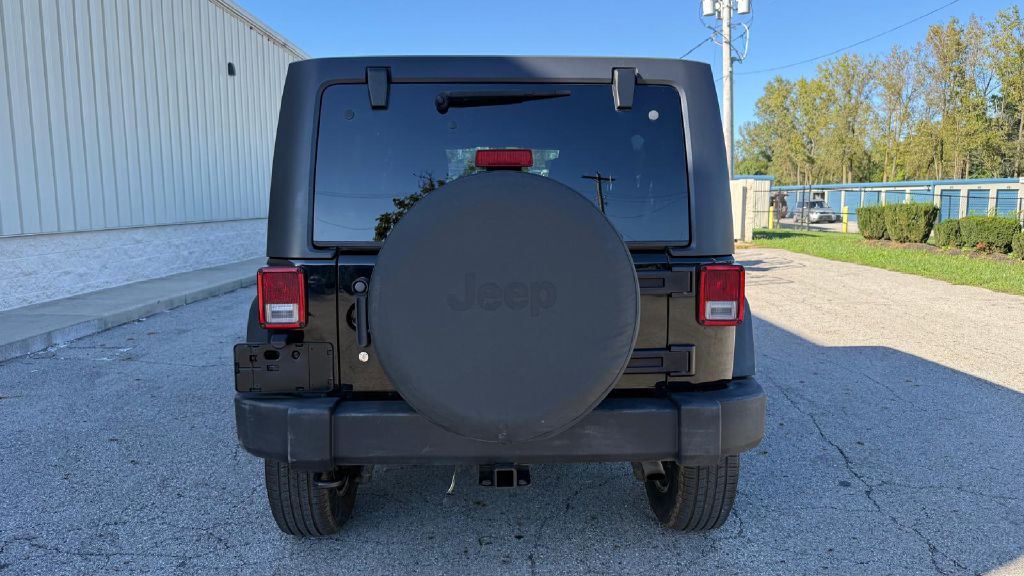 Photo 5 of this JEEP WRANGLER UNLIMI