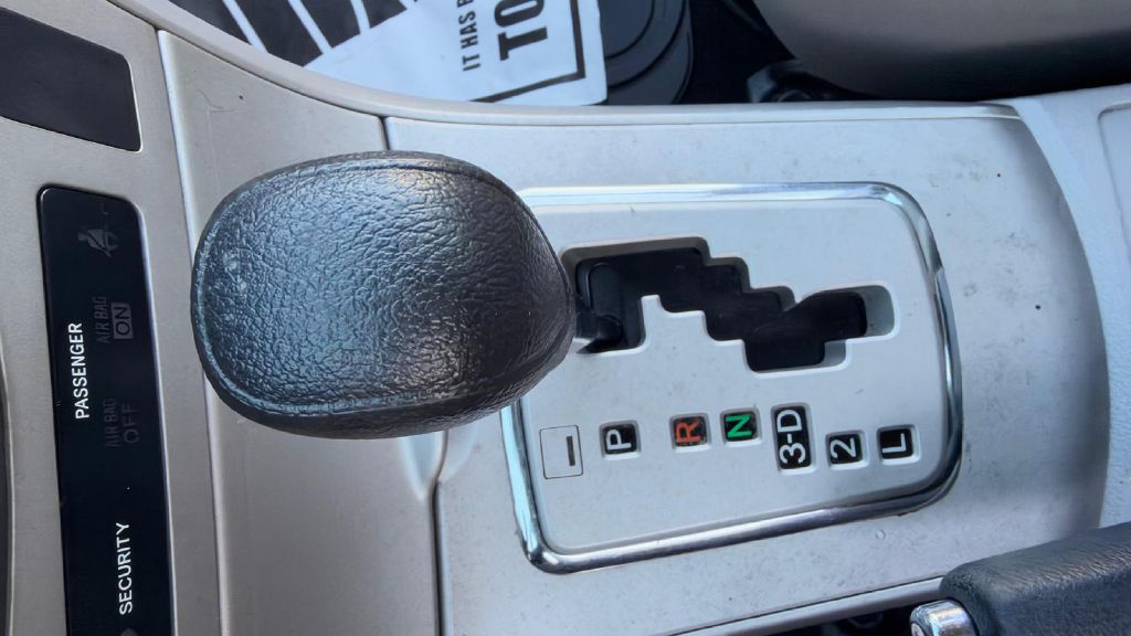 Photo 22 of this TOYOTA COROLLA