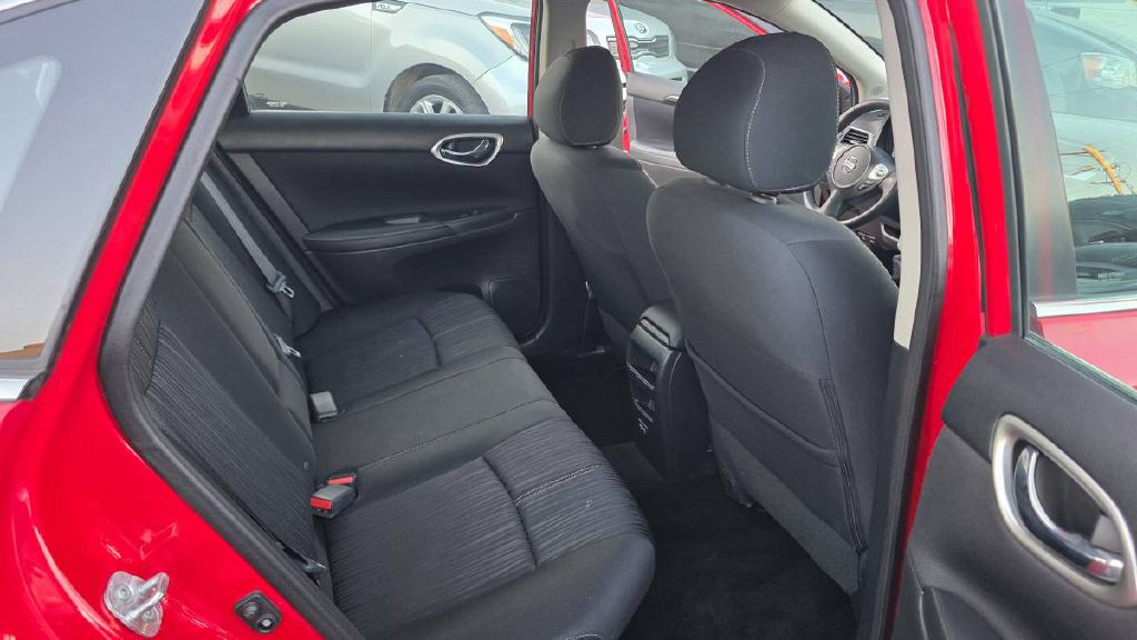 Photo 15 of this NISSAN SENTRA