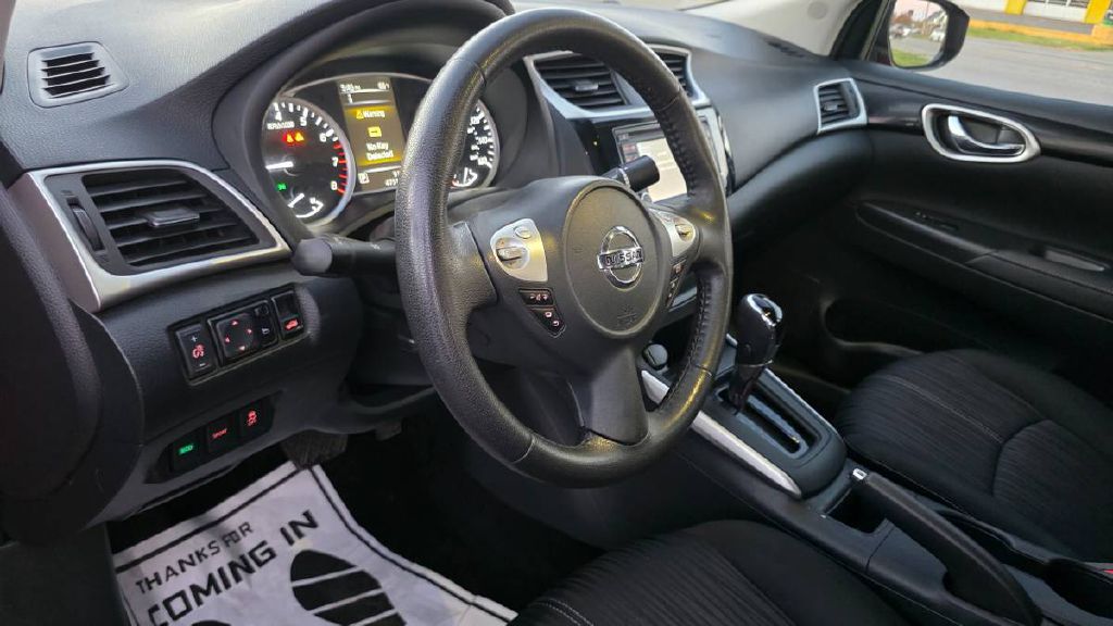 Photo 18 of this NISSAN SENTRA