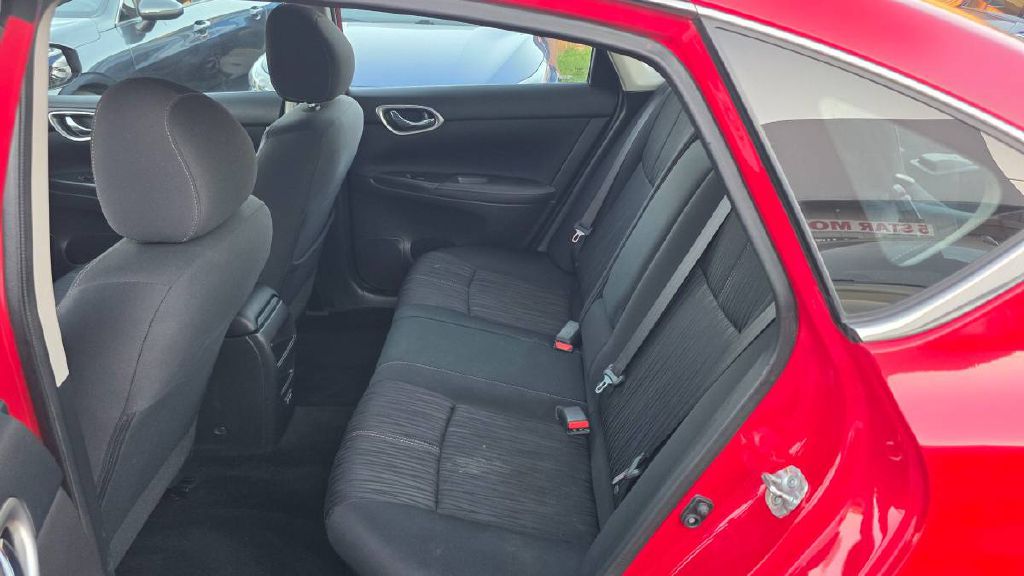 Photo 19 of this NISSAN SENTRA