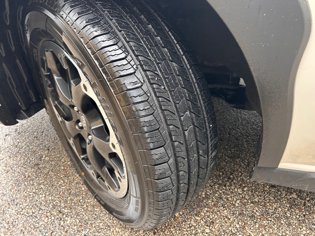 Photo 20 of this SUBARU CROSSTREK