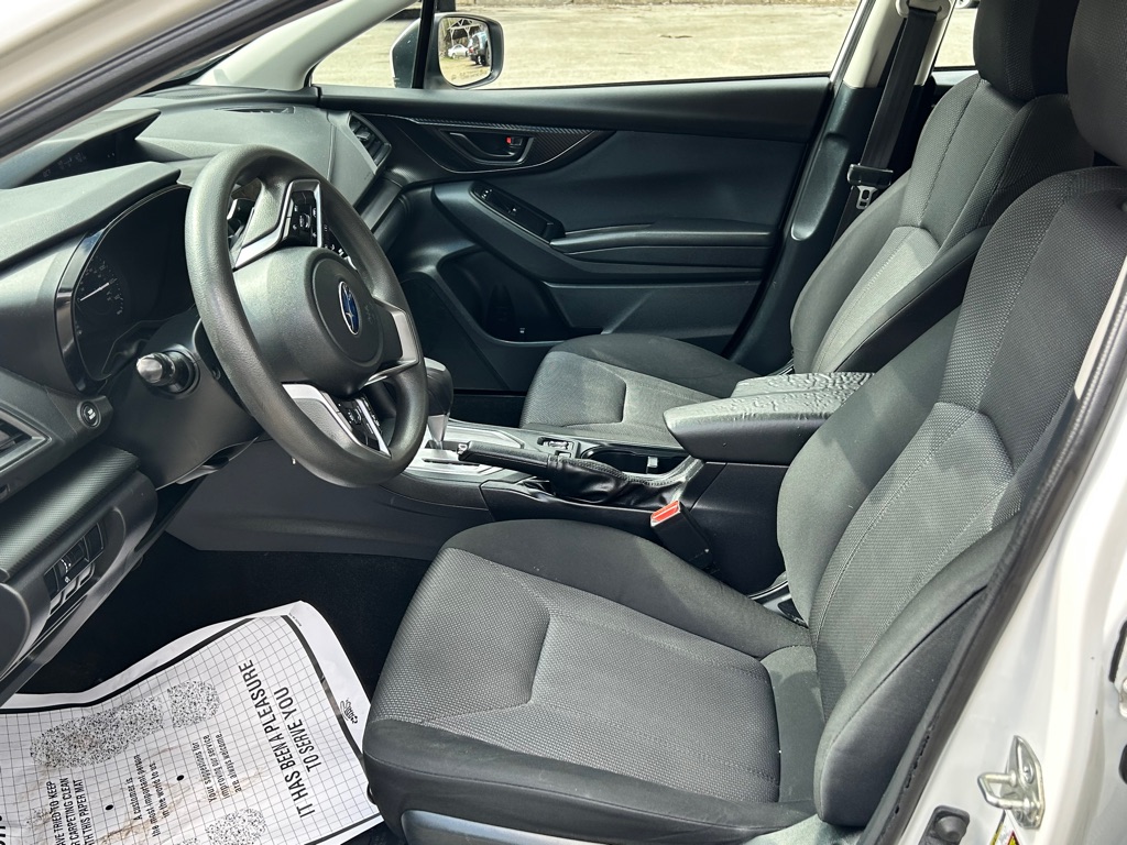Photo 13 of this SUBARU IMPREZA