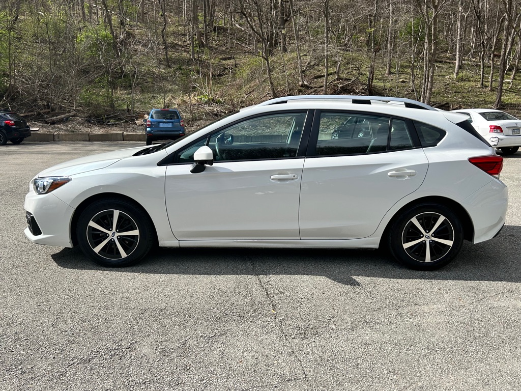 Photo 4 of this SUBARU IMPREZA