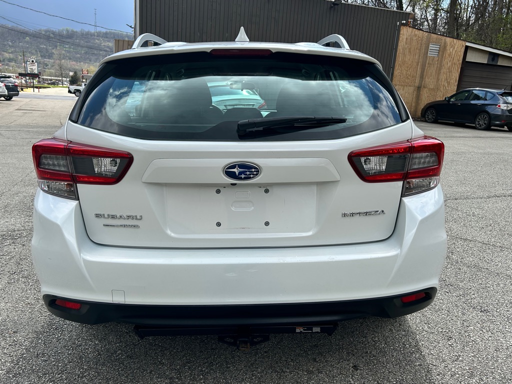 Photo 6 of this SUBARU IMPREZA