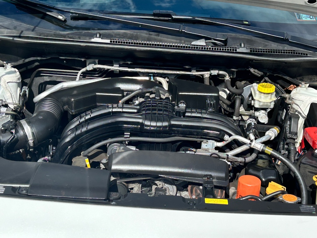 Photo 18 of this SUBARU IMPREZA
