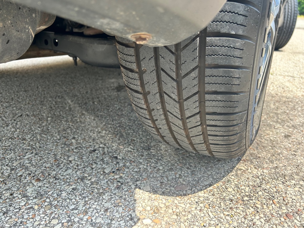 Photo 18 of this TOYOTA RAV4