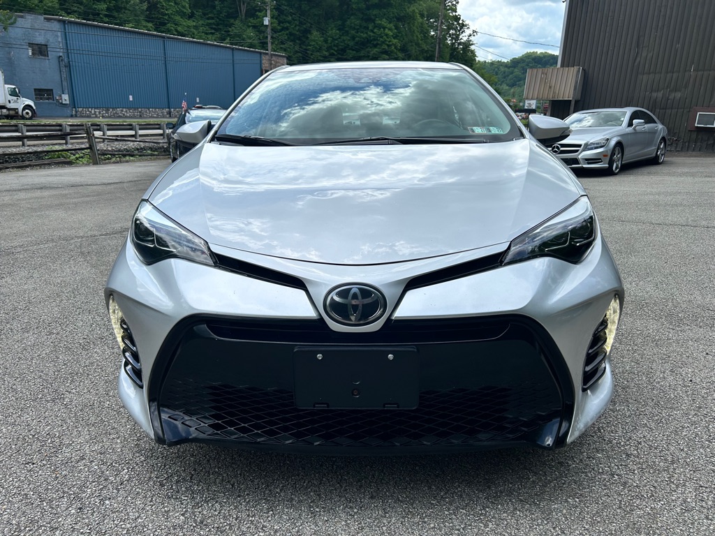 Photo 2 of this TOYOTA COROLLA