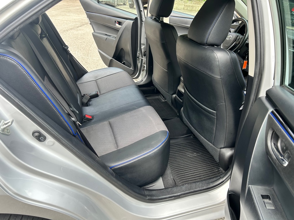Photo 11 of this TOYOTA COROLLA