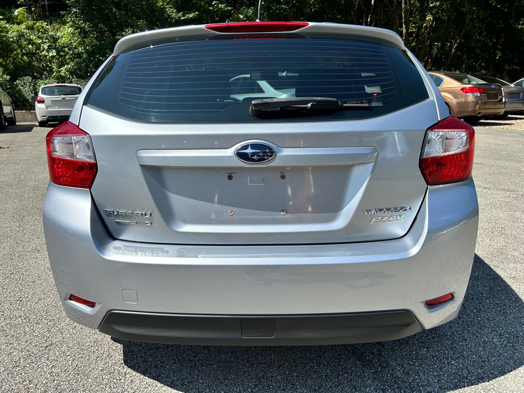 Photo 6 of this SUBARU IMPREZA