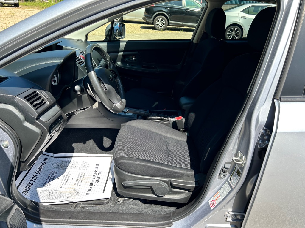 Photo 9 of this SUBARU IMPREZA