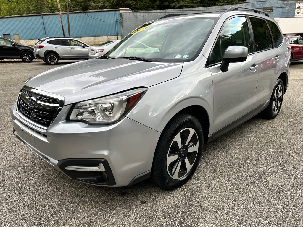 Photo 3 of this SUBARU FORESTER