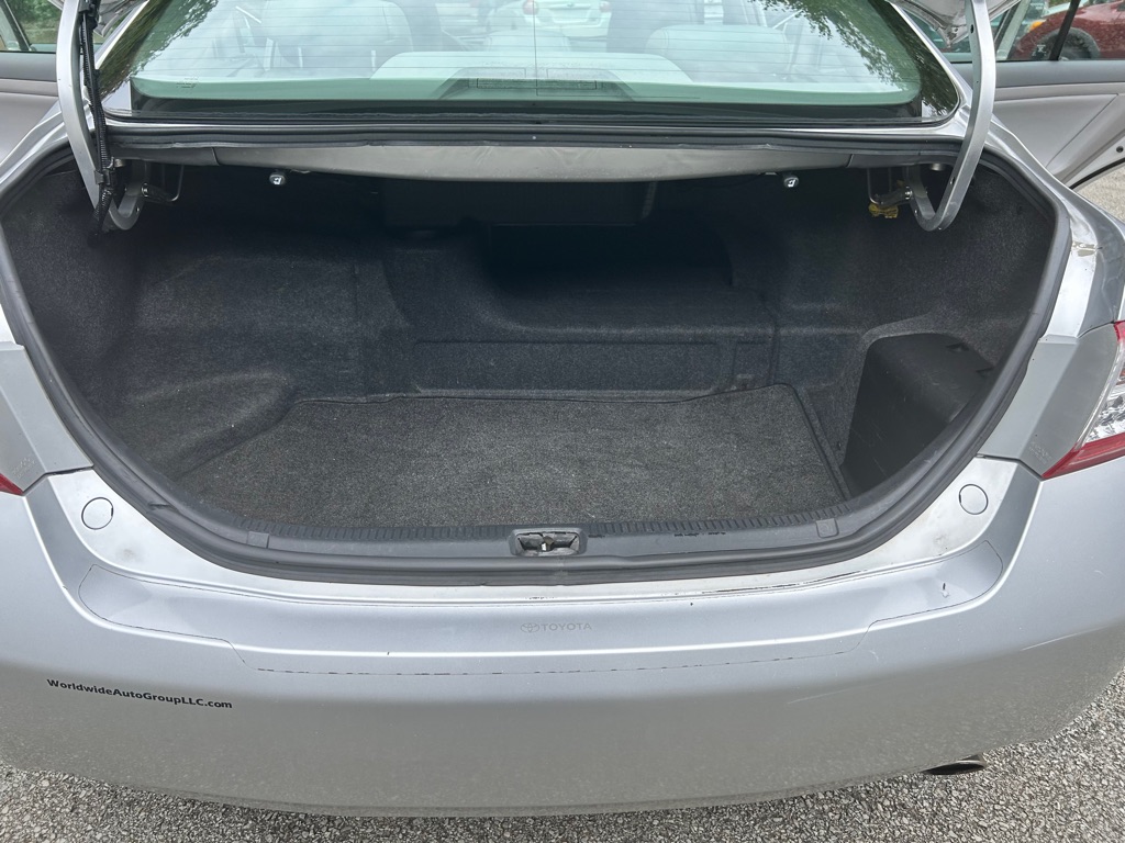 Photo 16 of this TOYOTA CAMRY HYBRID