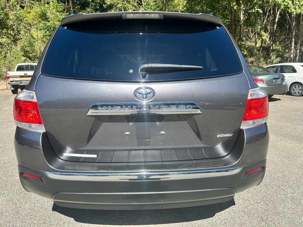 Photo 6 of this TOYOTA HIGHLANDER