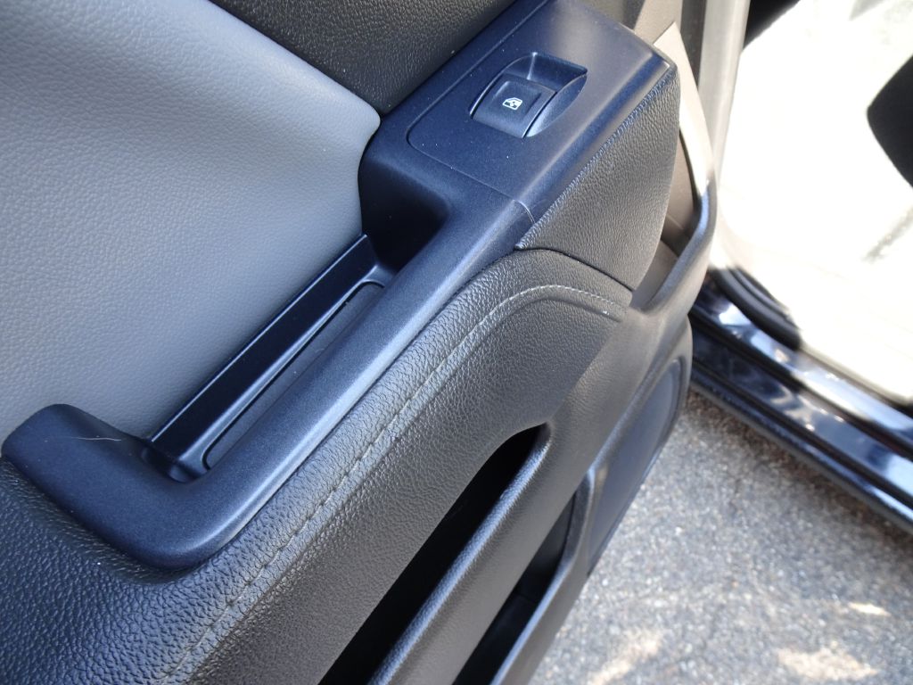 Photo 28 of this CHEVROLET SILVERADO 1500