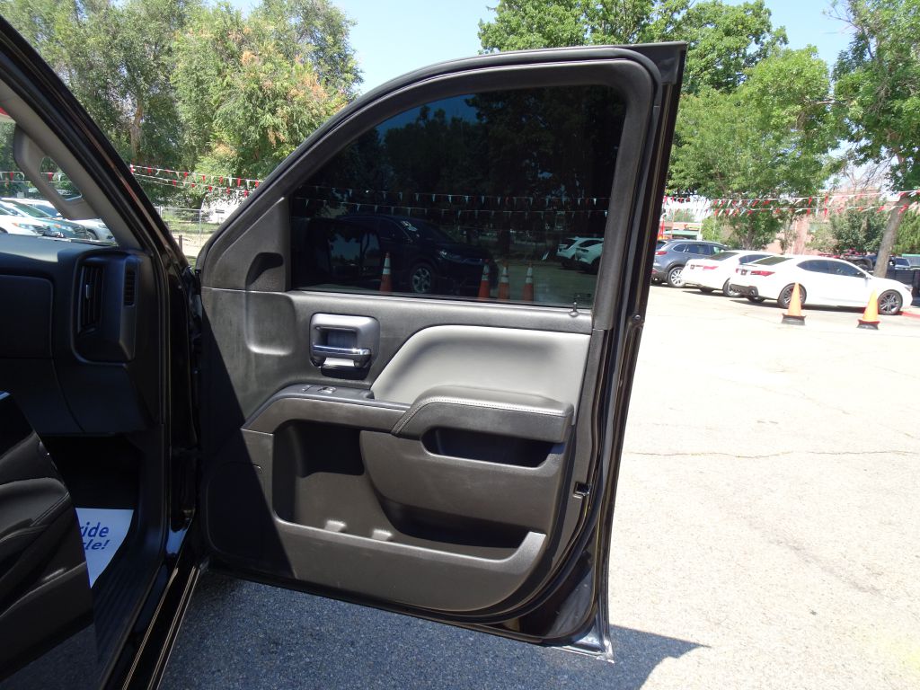 Photo 35 of this CHEVROLET SILVERADO 1500