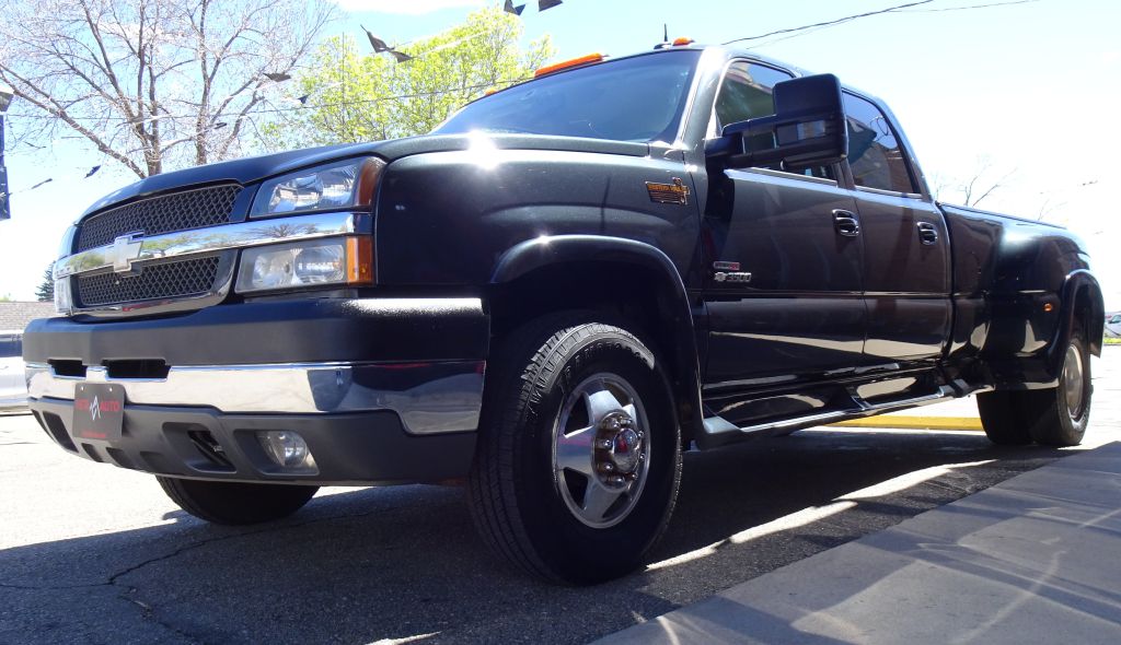 Photo 10 of this CHEVROLET SILVERADO 3500