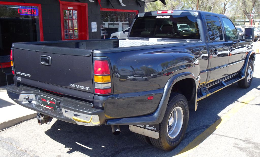Photo 29 of this CHEVROLET SILVERADO 3500