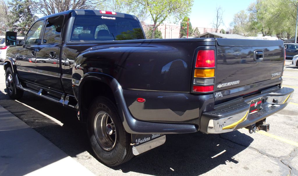 Photo 31 of this CHEVROLET SILVERADO 3500